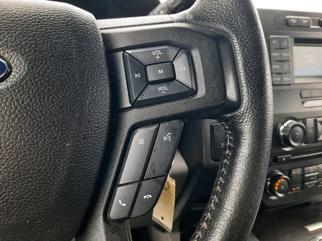 2015 Ford F-150 XLT in Hebbville, Nova Scotia - 12 - w1024h768px