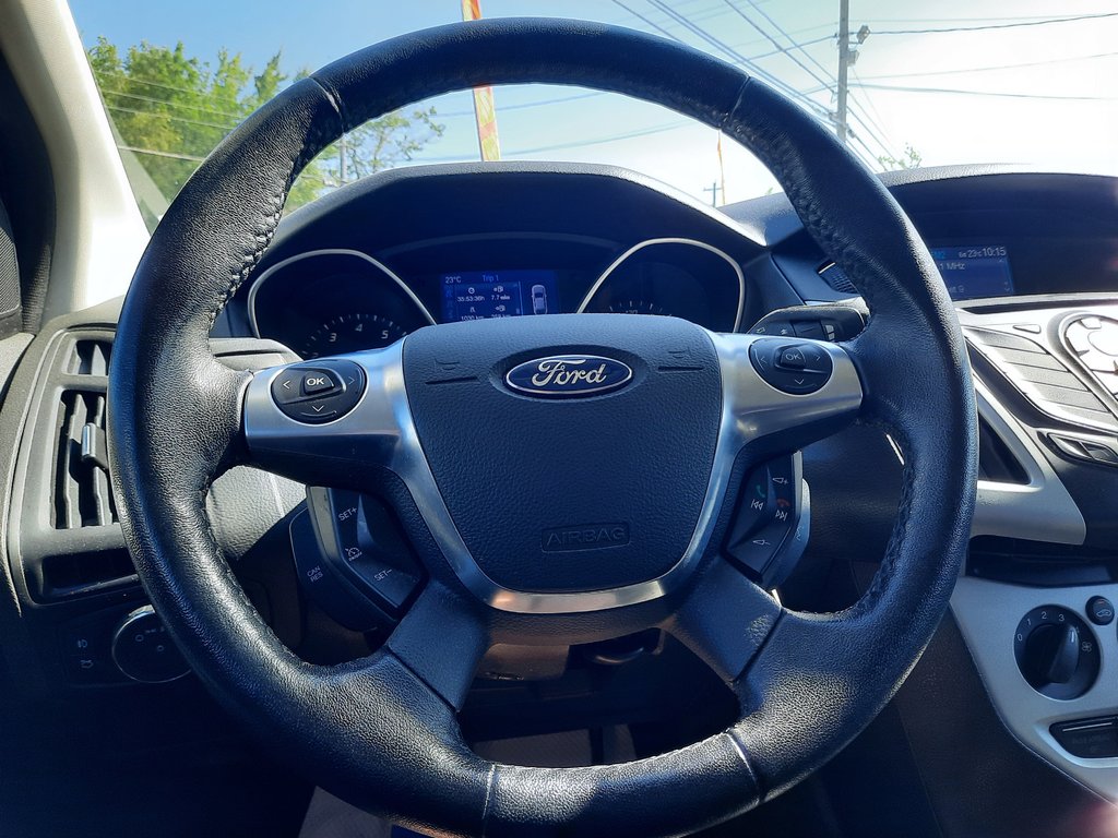 2013 Ford Focus SE in Hebbville, Nova Scotia - 14 - w1024h768px