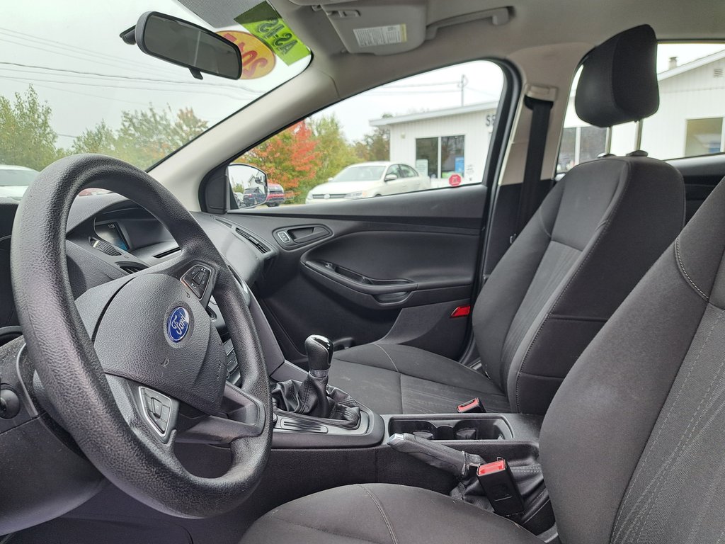 2015 Ford Focus S in Hebbville, Nova Scotia - 2 - w1024h768px