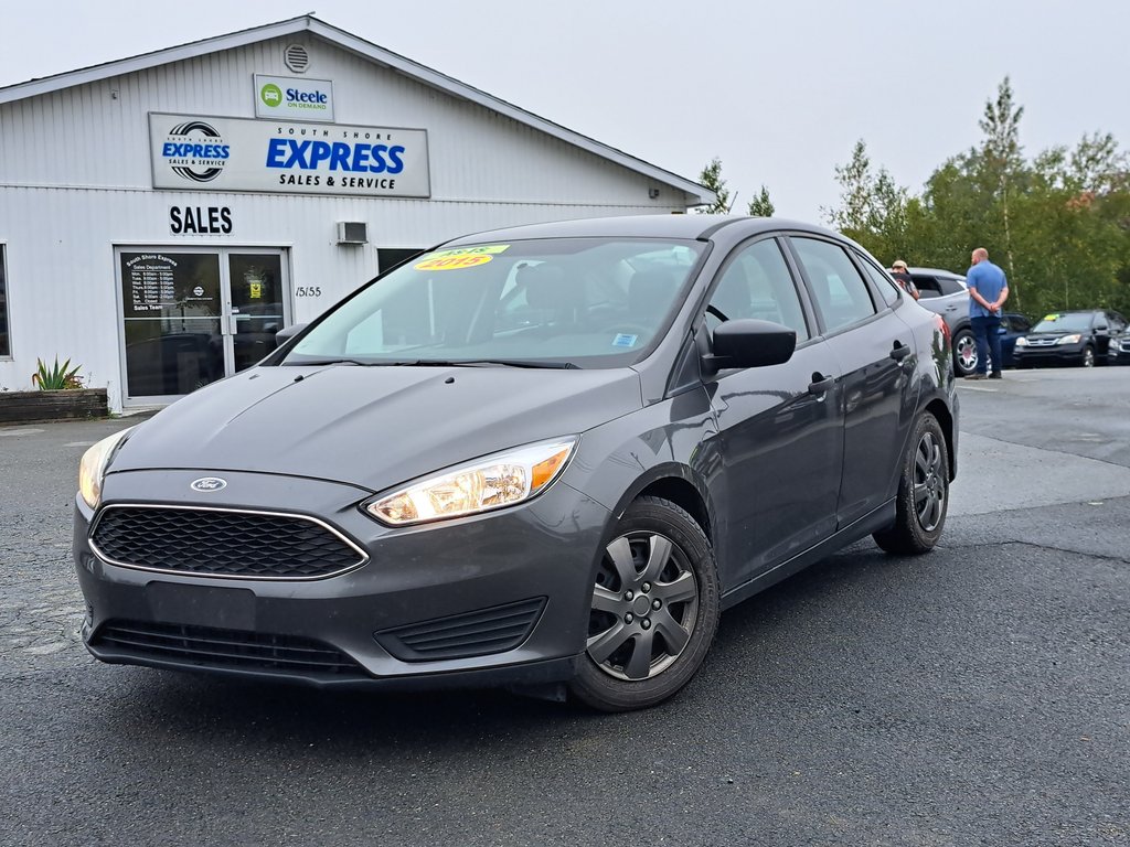2015 Ford Focus S in Hebbville, Nova Scotia - 1 - w1024h768px