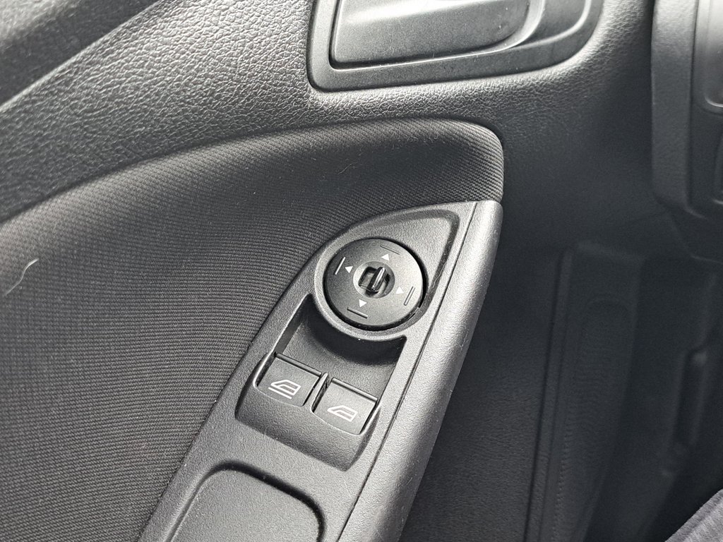 2015 Ford Focus S in Hebbville, Nova Scotia - 10 - w1024h768px
