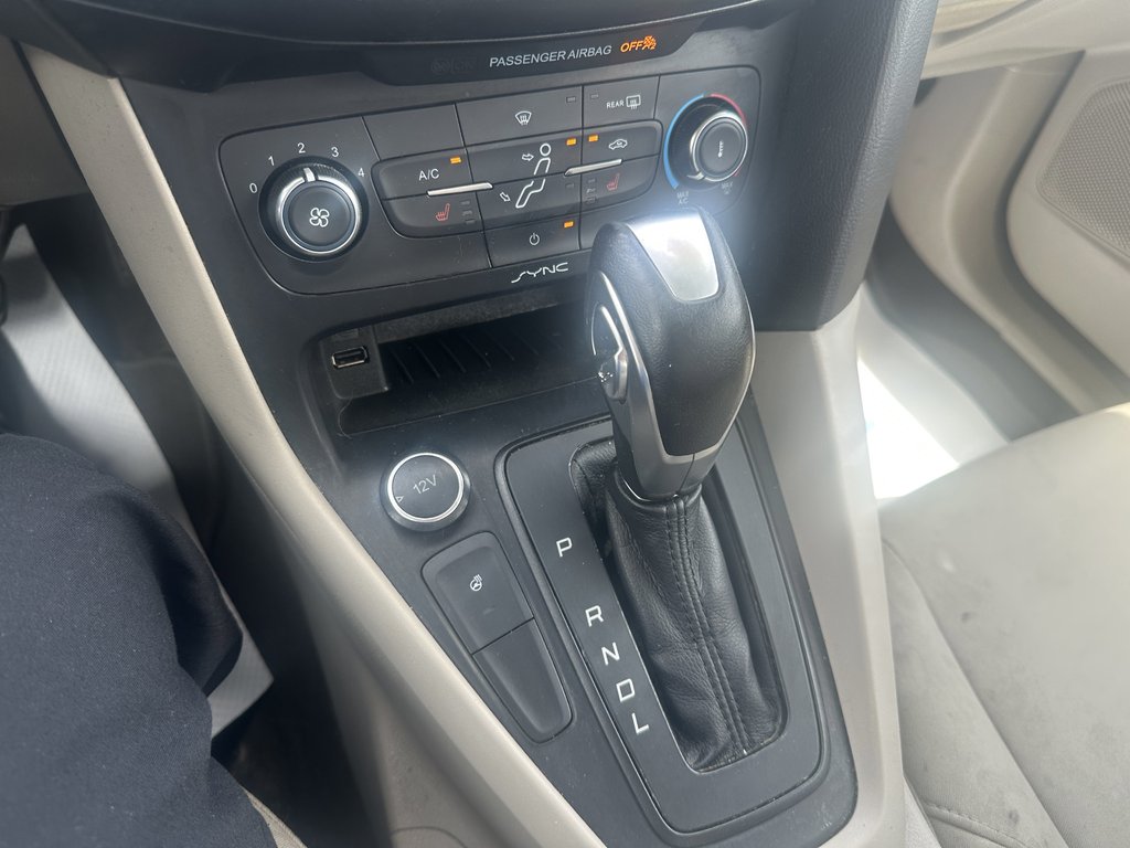 2016 Ford Focus SE in Hebbville, Nova Scotia - 15 - w1024h768px