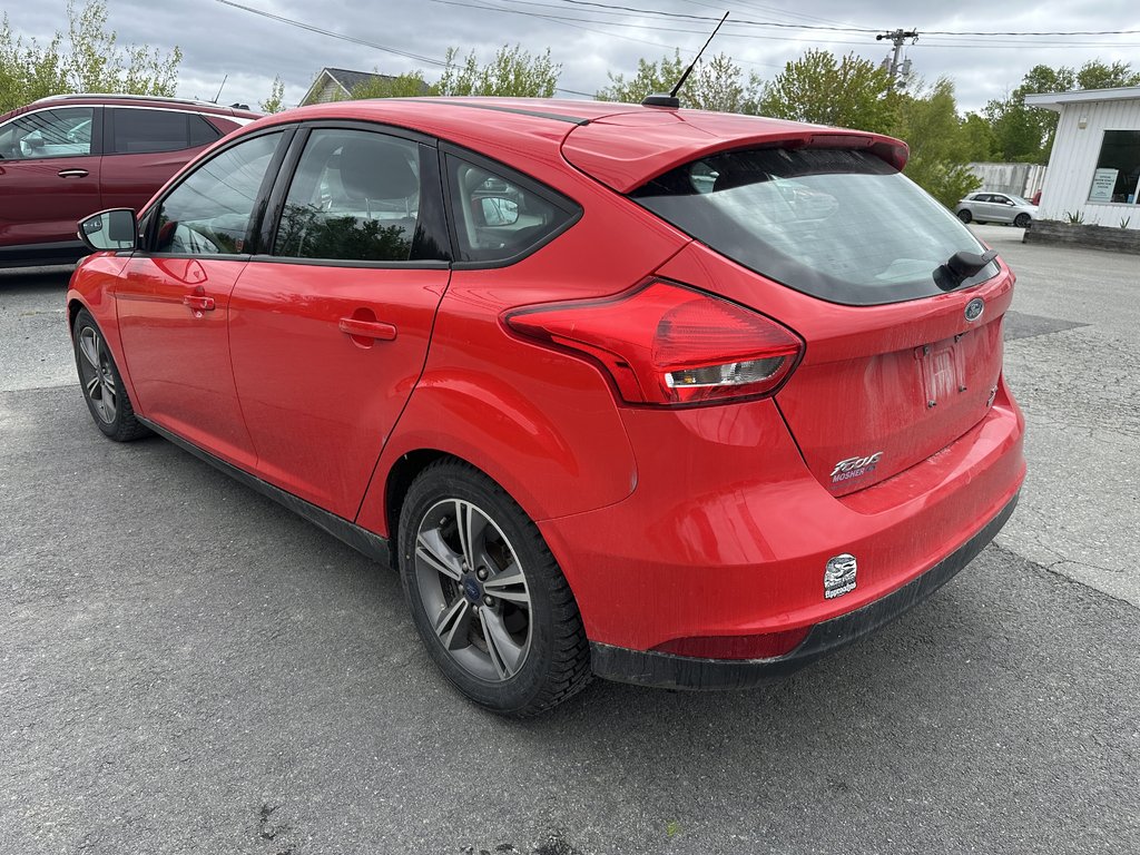 2016 Ford Focus SE in Hebbville, Nova Scotia - 5 - w1024h768px