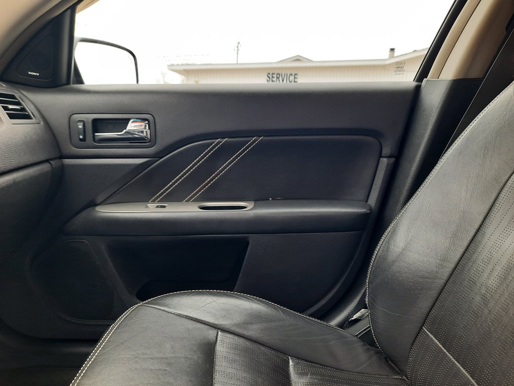 2010 Ford Fusion SPORT in Hebbville, Nova Scotia - 18 - w1024h768px