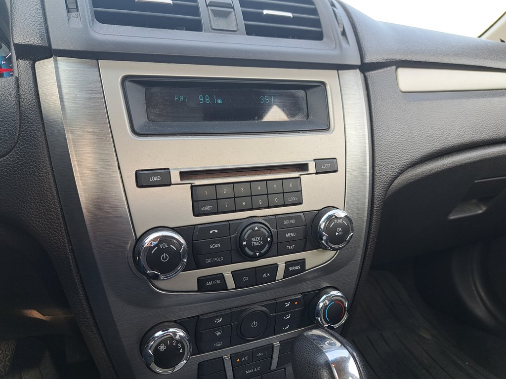 2010 Ford Fusion SE in Hebbville, Nova Scotia - 12 - w1024h768px