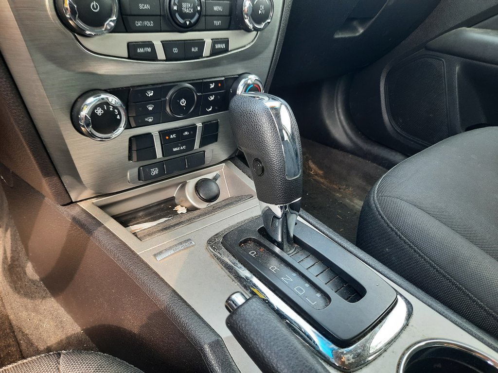 2011 Ford Fusion SE in Hebbville, Nova Scotia - 16 - w1024h768px