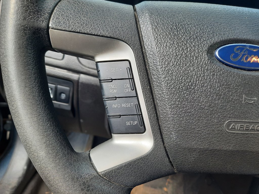 2011 Ford Fusion SE in Hebbville, Nova Scotia - 11 - w1024h768px