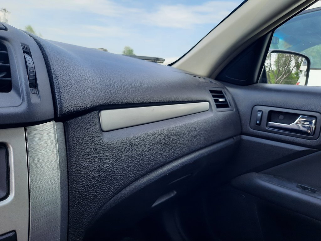2011 Ford Fusion SE in Hebbville, Nova Scotia - 18 - w1024h768px