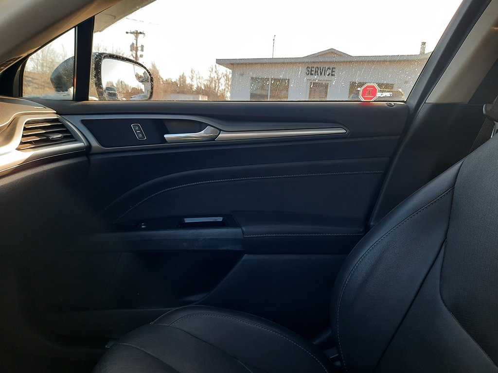 2013 Ford Fusion Titanium in Hebbville, Nova Scotia - 21 - w1024h768px