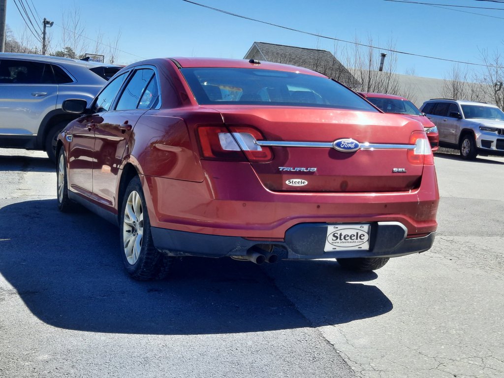 2011 Ford Taurus SEL in Hebbville, Nova Scotia - 6 - w1024h768px
