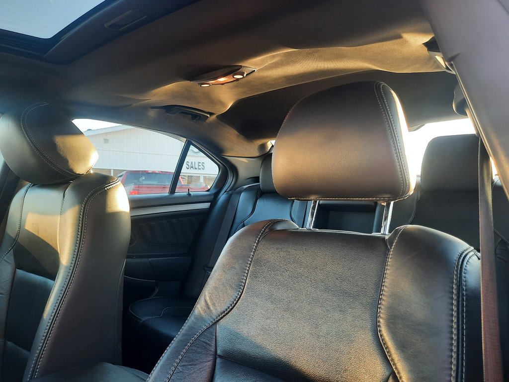 2014 Ford Taurus SEL in Hebbville, Nova Scotia - 3 - w1024h768px