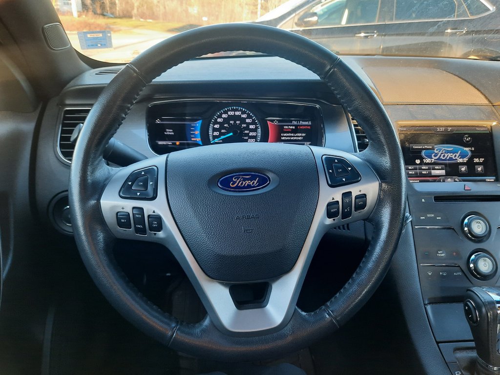 2014 Ford Taurus SEL in Hebbville, Nova Scotia - 11 - w1024h768px