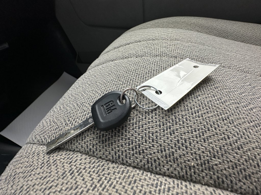 2020 GMC Savana Cargo Van BASE in Hebbville, Nova Scotia - 17 - w1024h768px