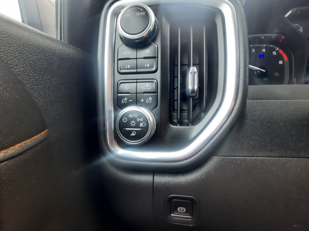 2022 GMC Sierra 1500 Limited AT4 in Hebbville, Nova Scotia - 10 - w1024h768px
