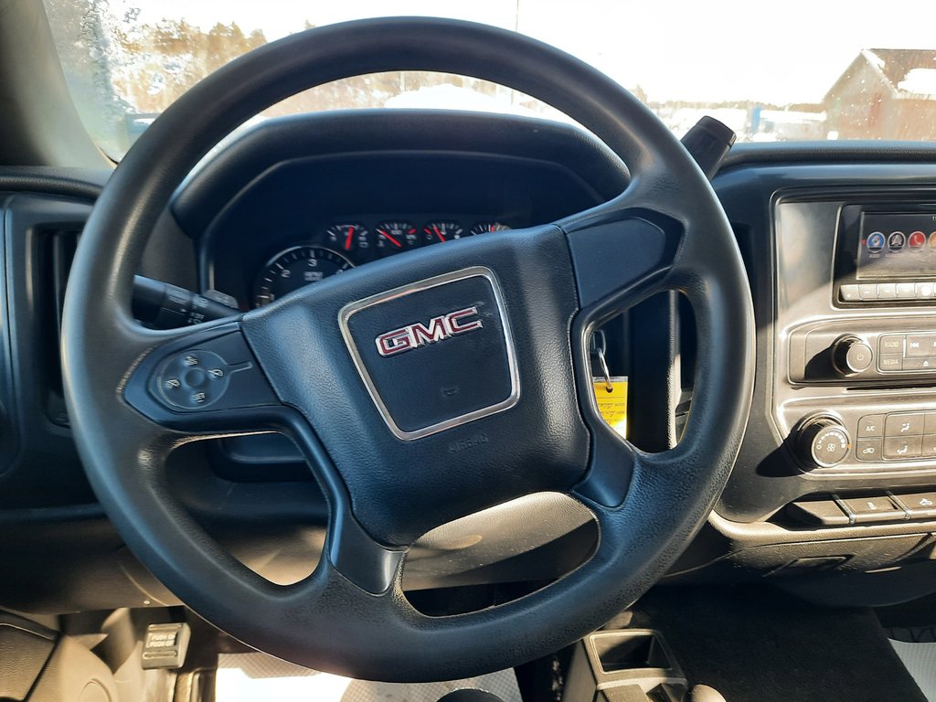 2014 GMC Sierra 1500 BASE in Hebbville, Nova Scotia - 13 - w1024h768px
