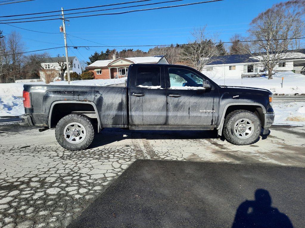 2014 GMC Sierra 1500 BASE in Hebbville, Nova Scotia - 6 - w1024h768px