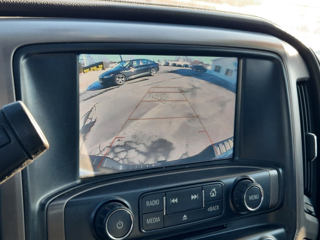 2018 GMC Sierra 1500 SLT in Hebbville, Nova Scotia - 17 - w1024h768px