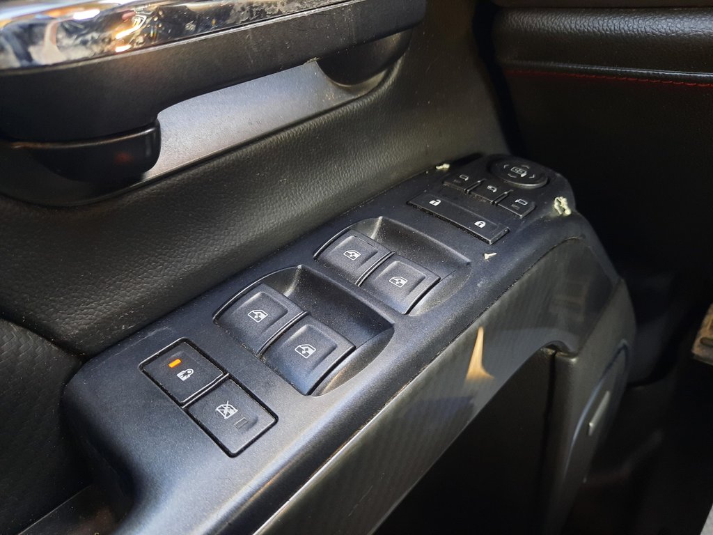 2018 GMC Sierra 1500 SLT in Hebbville, Nova Scotia - 10 - w1024h768px