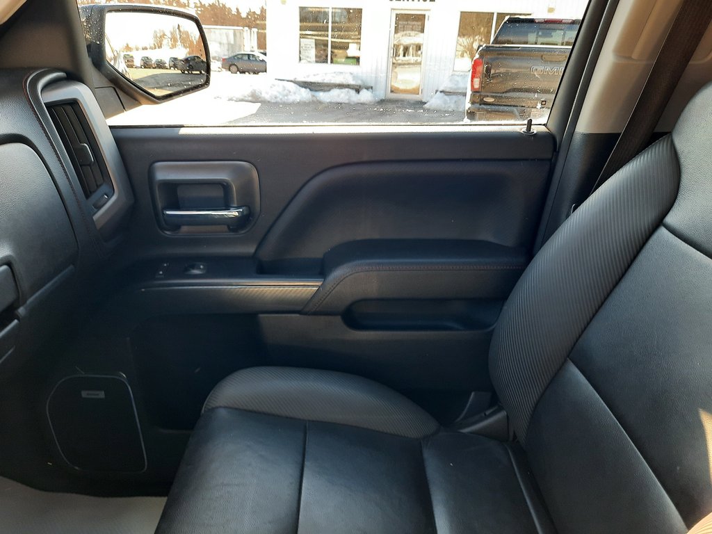 2018 GMC Sierra 1500 SLT in Hebbville, Nova Scotia - 21 - w1024h768px
