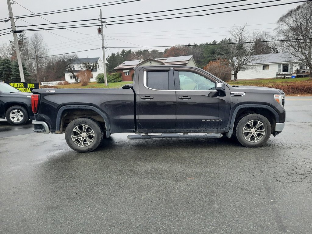 2019  Sierra 1500 SLE in Hebbville, Nova Scotia - 4 - w1024h768px