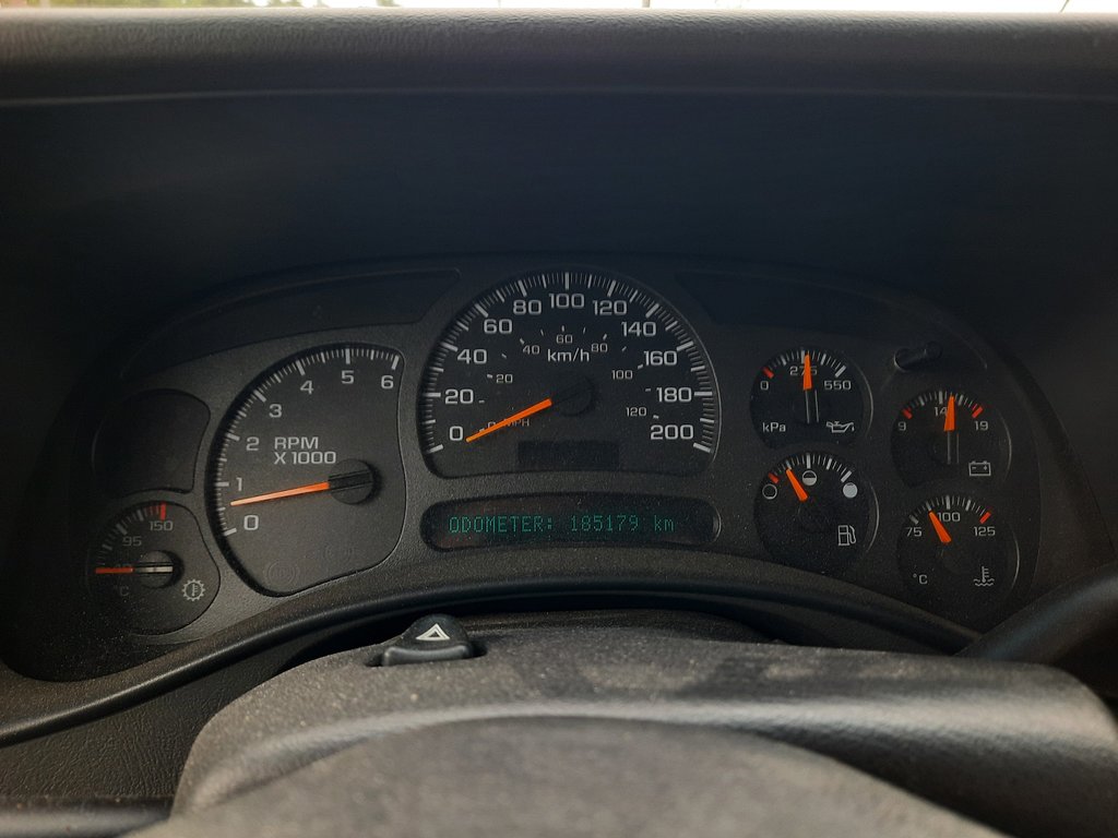 2003 GMC Sierra 2500HD SLE in Hebbville, Nova Scotia - 11 - w1024h768px