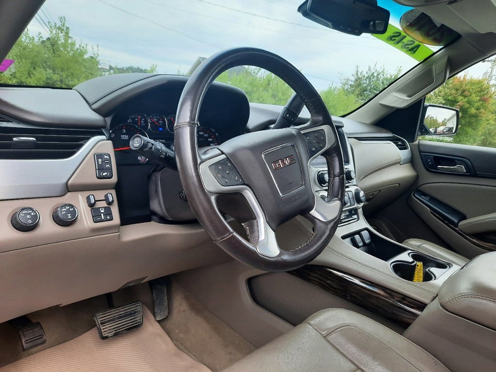 2016  Yukon SLT in Hebbville, Nova Scotia - 3 - w1024h768px