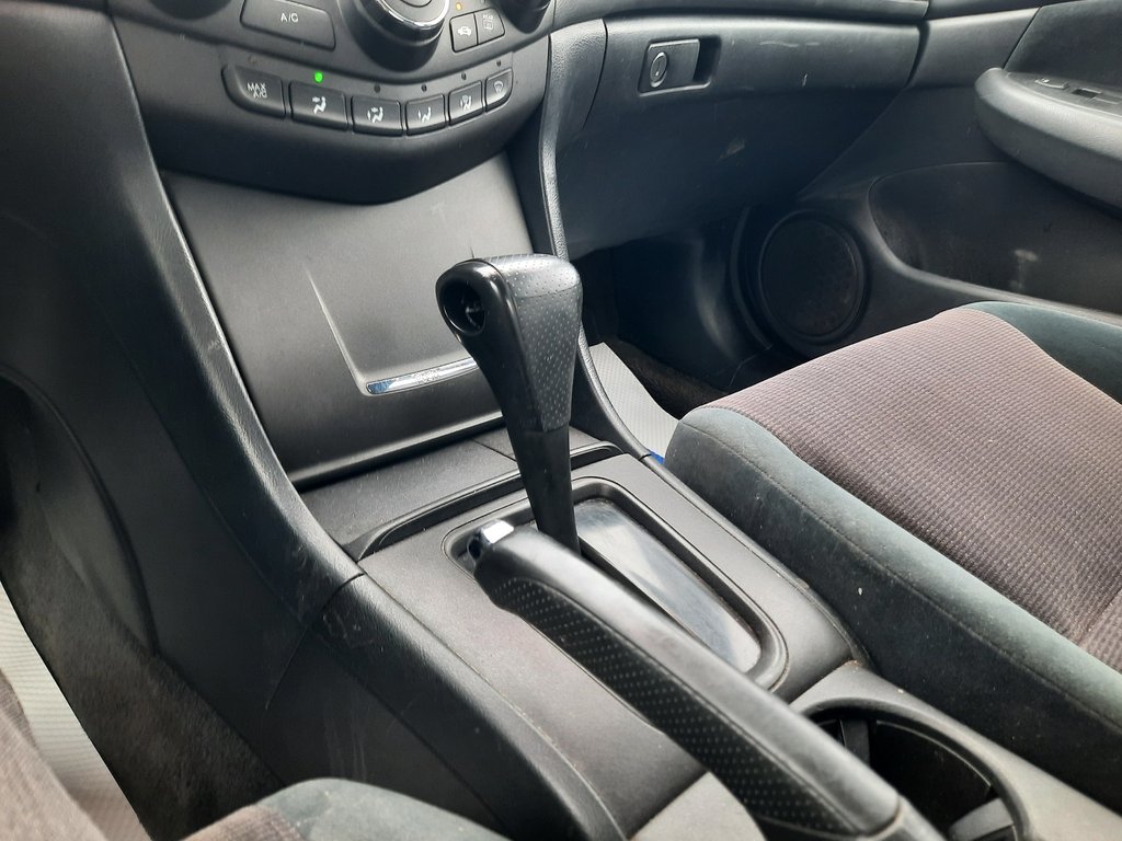 2003 Honda Accord Sdn LX-G in Hebbville, Nova Scotia - 14 - w1024h768px