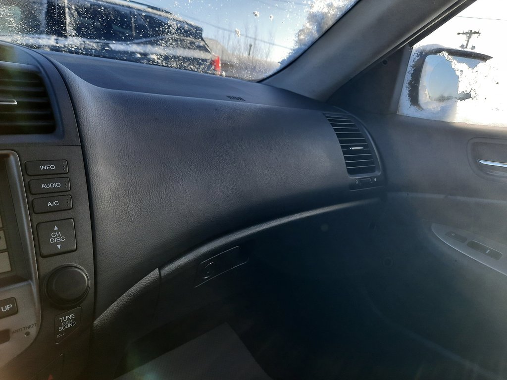 2007 Honda Accord Sdn EX-L in Hebbville, Nova Scotia - 18 - w1024h768px