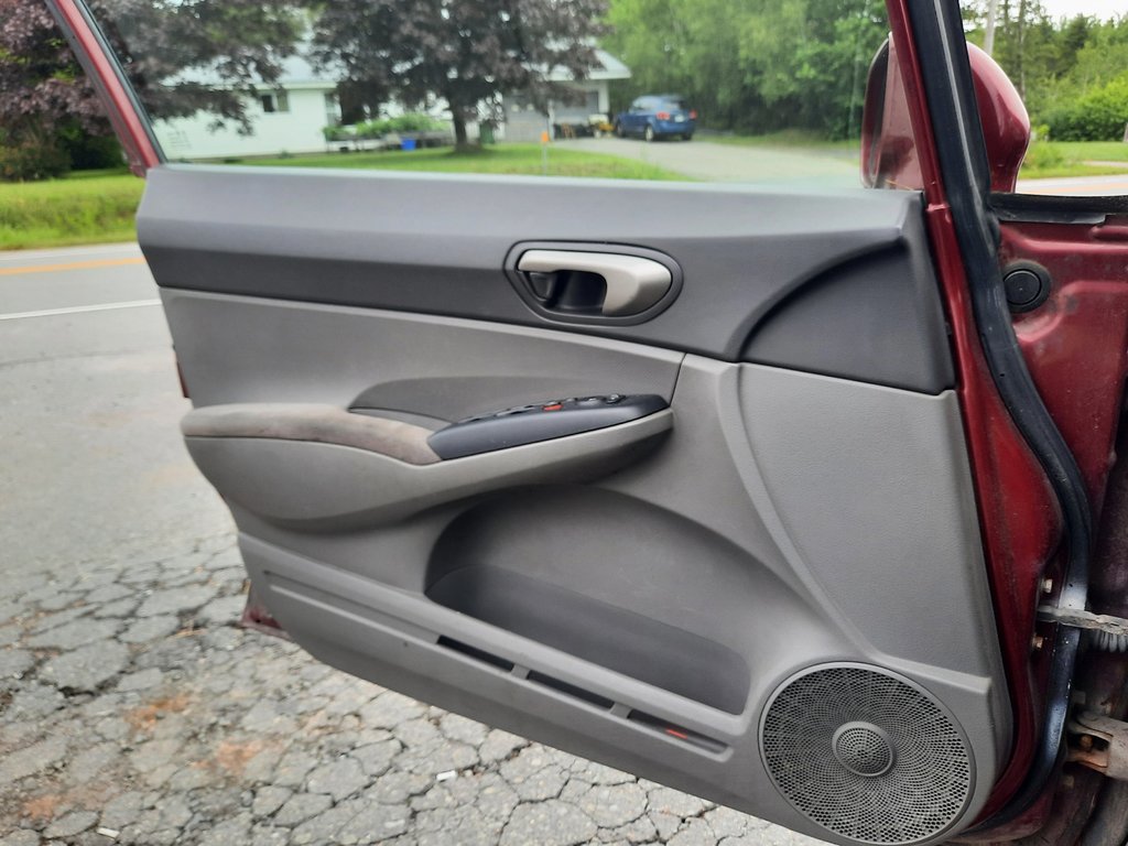2007 Honda Civic Sdn LX in Hebbville, Nova Scotia - 9 - w1024h768px