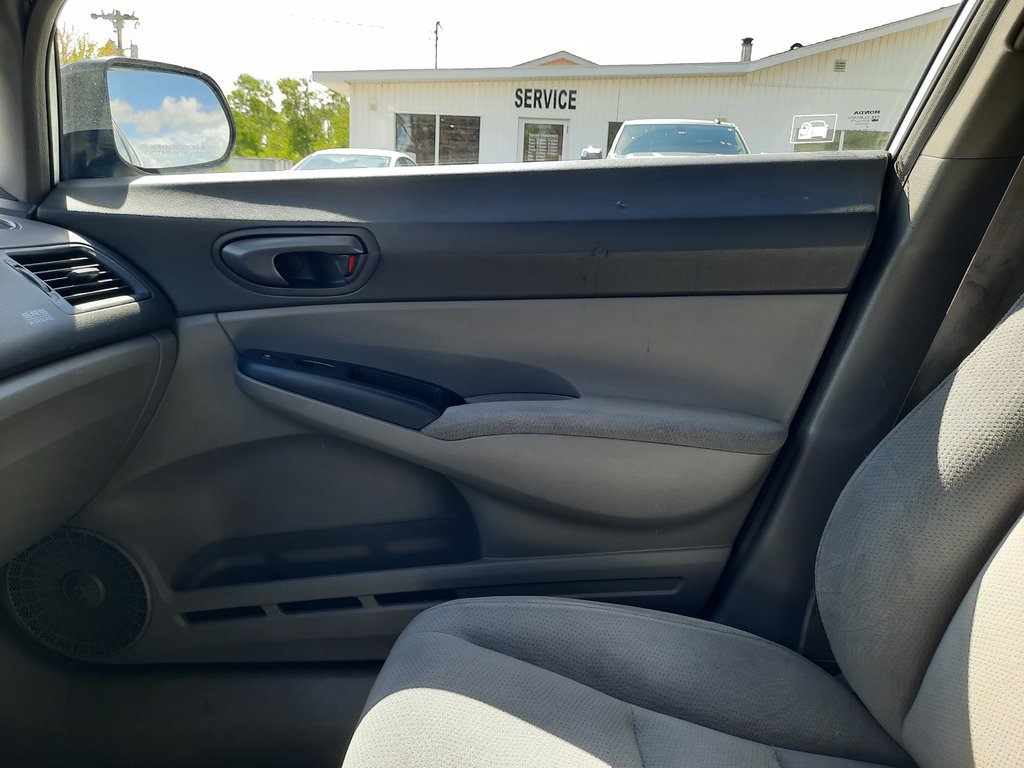 2008 Honda Civic Sdn DX-G in Hebbville, Nova Scotia - 19 - w1024h768px