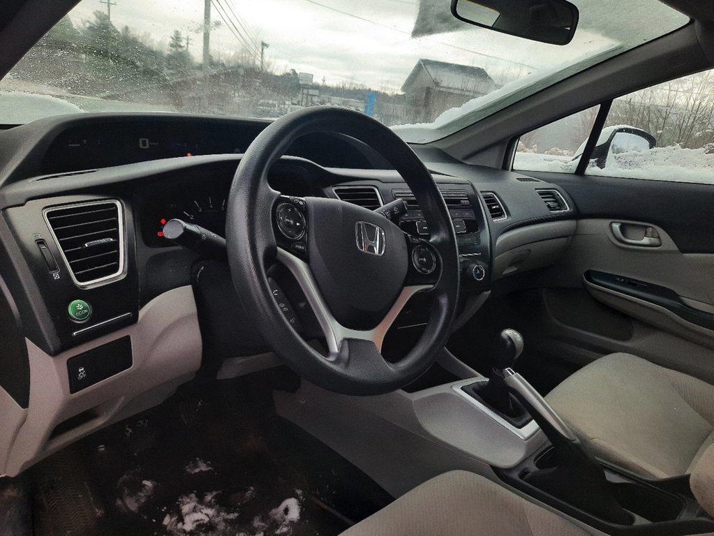 2013 Honda Civic Sdn LX in Hebbville, Nova Scotia - 10 - w1024h768px