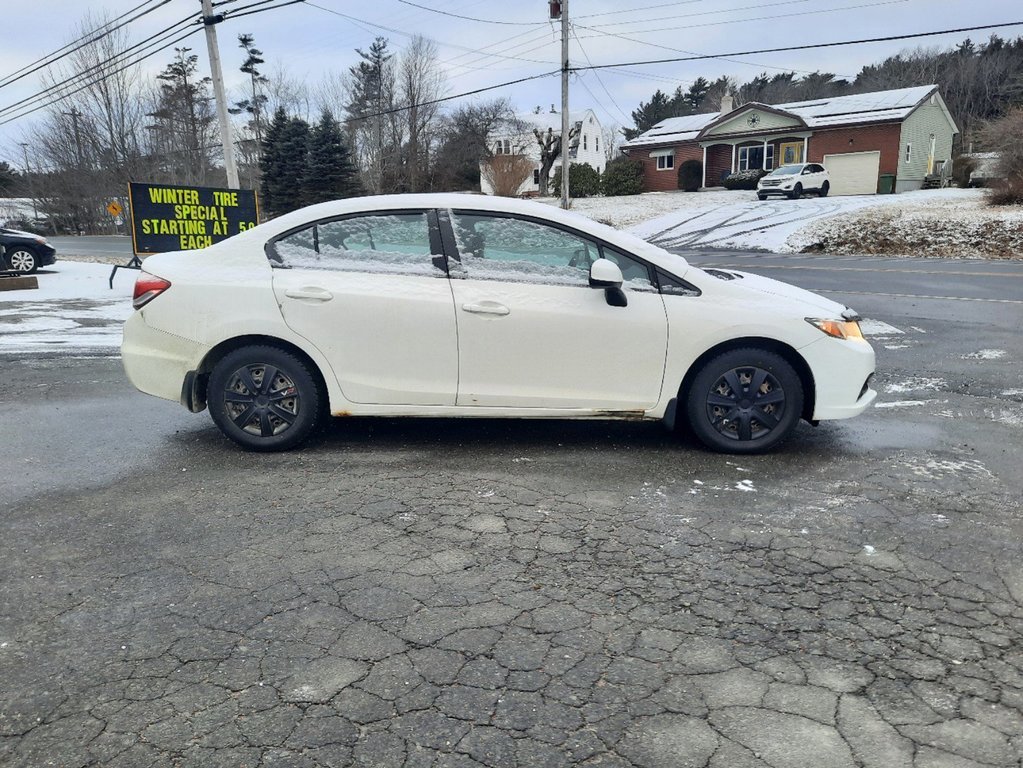 2013 Honda Civic Sdn LX in Hebbville, Nova Scotia - 5 - w1024h768px