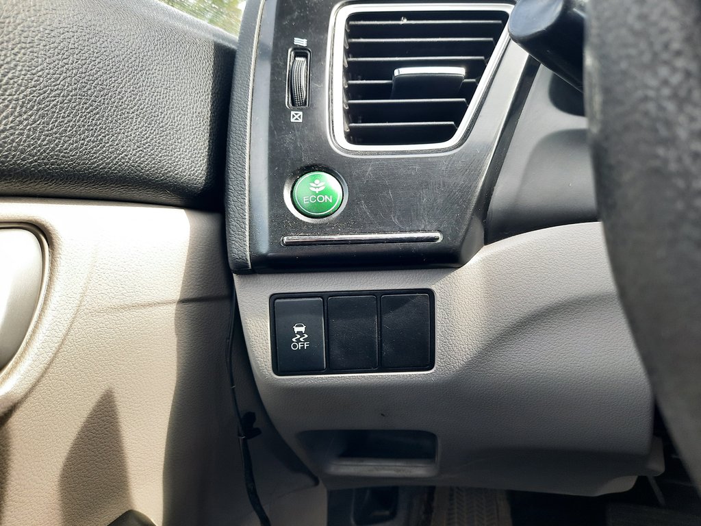 2013 Honda Civic Sdn LX in Hebbville, Nova Scotia - 9 - w1024h768px