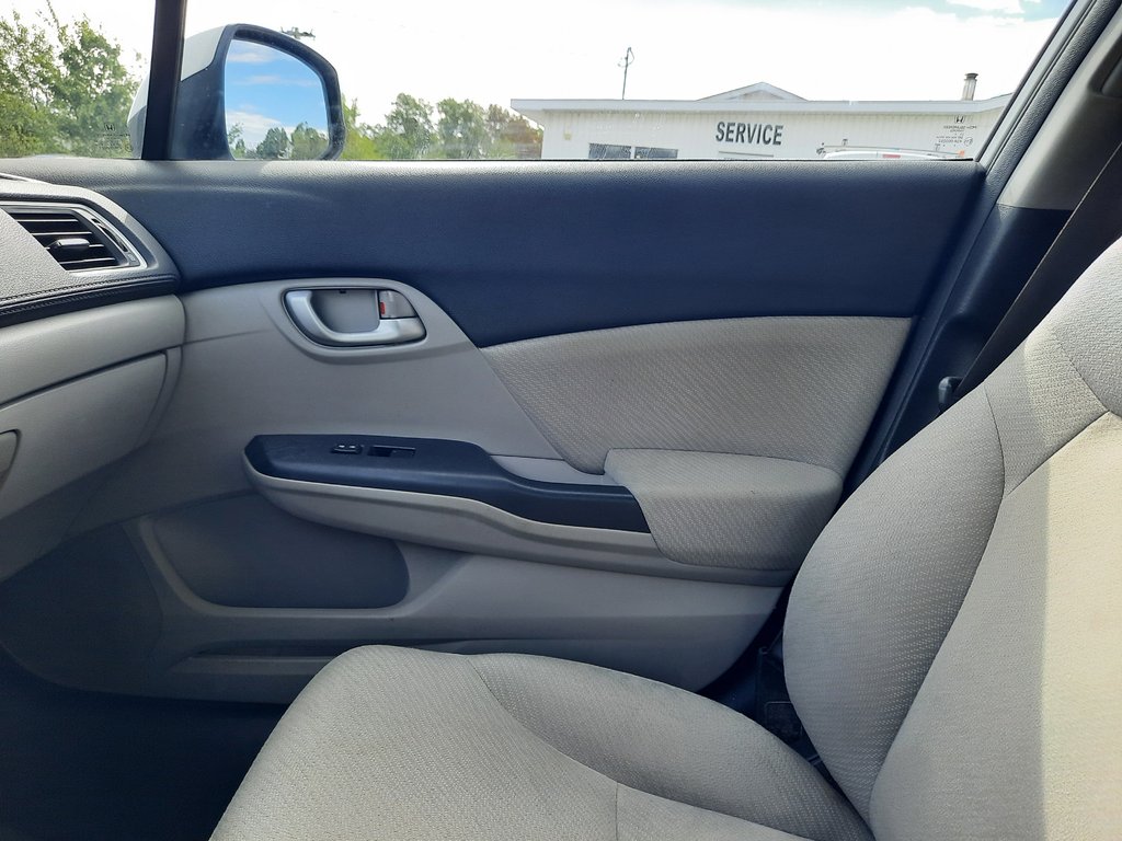 2013 Honda Civic Sdn LX in Hebbville, Nova Scotia - 17 - w1024h768px