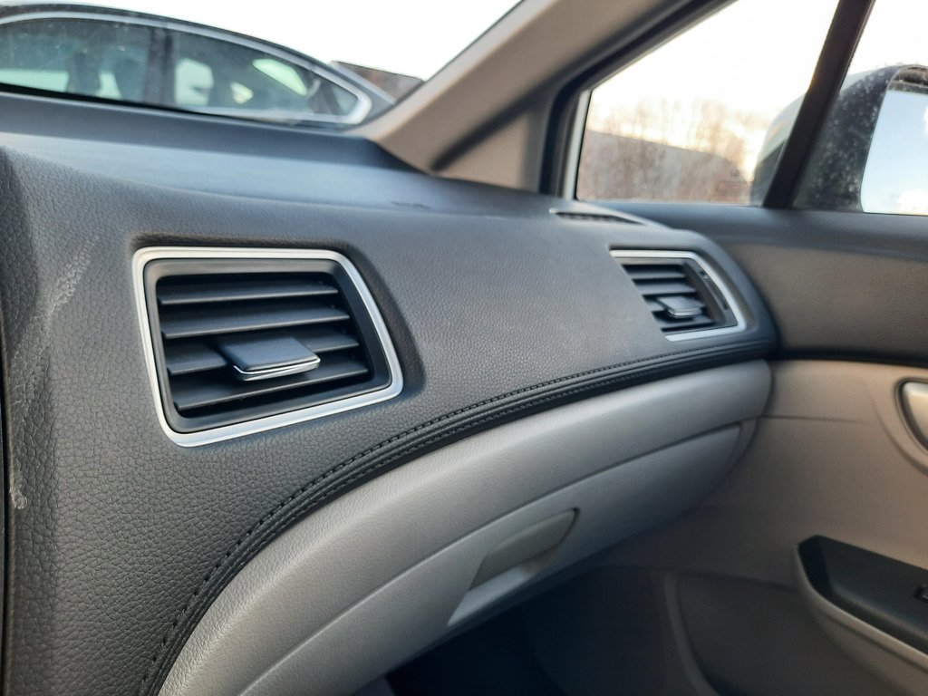2015 Honda Civic Sedan LX in Hebbville, Nova Scotia - 23 - w1024h768px