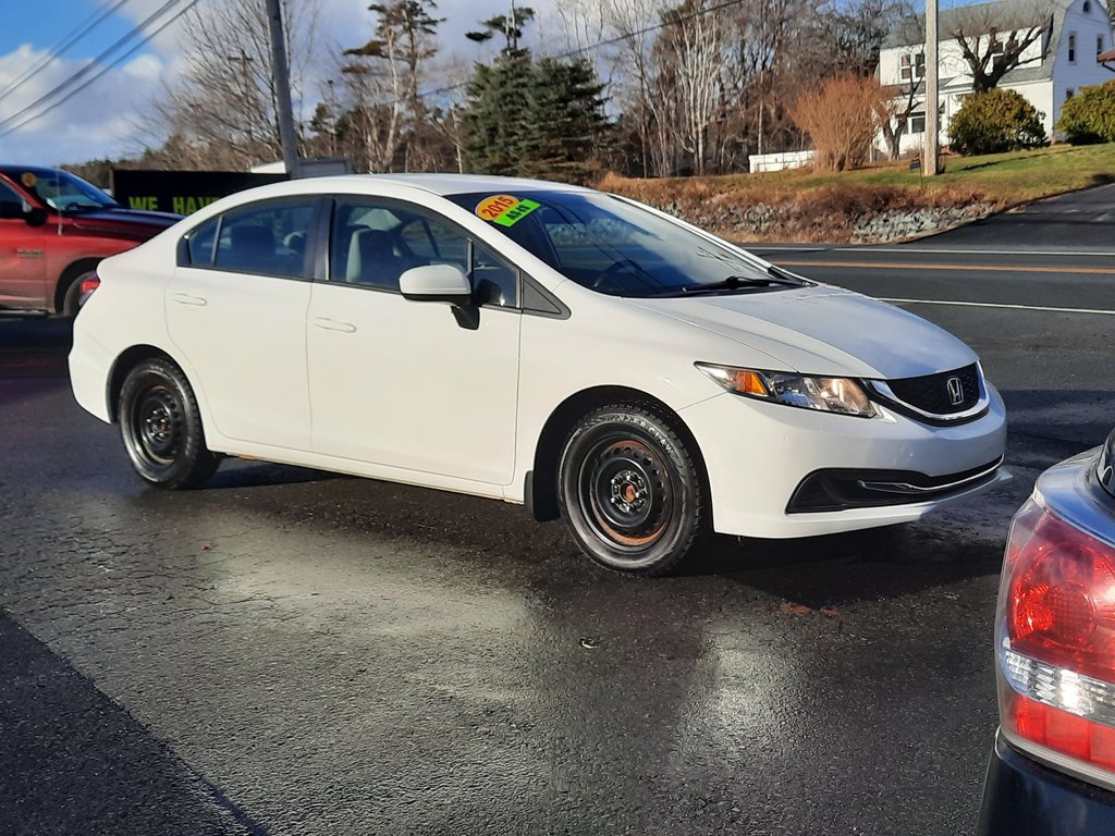 2015 Honda Civic Sedan LX in Hebbville, Nova Scotia - 4 - w1024h768px