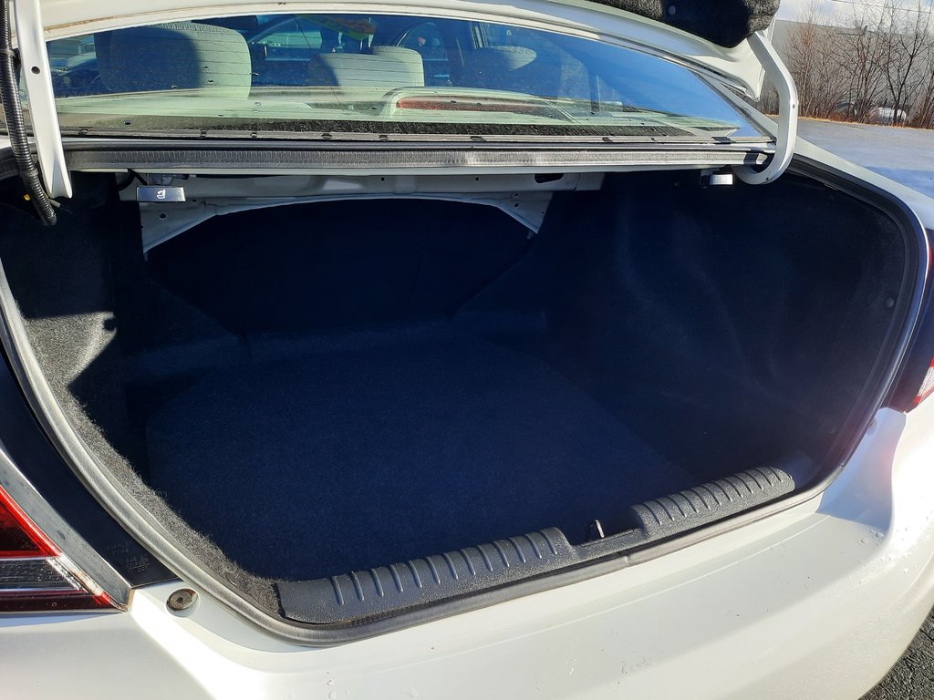 2015 Honda Civic Sedan LX in Hebbville, Nova Scotia - 8 - w1024h768px