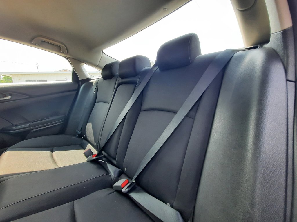 2018 Honda Civic Sedan SE in Hebbville, Nova Scotia - 25 - w1024h768px