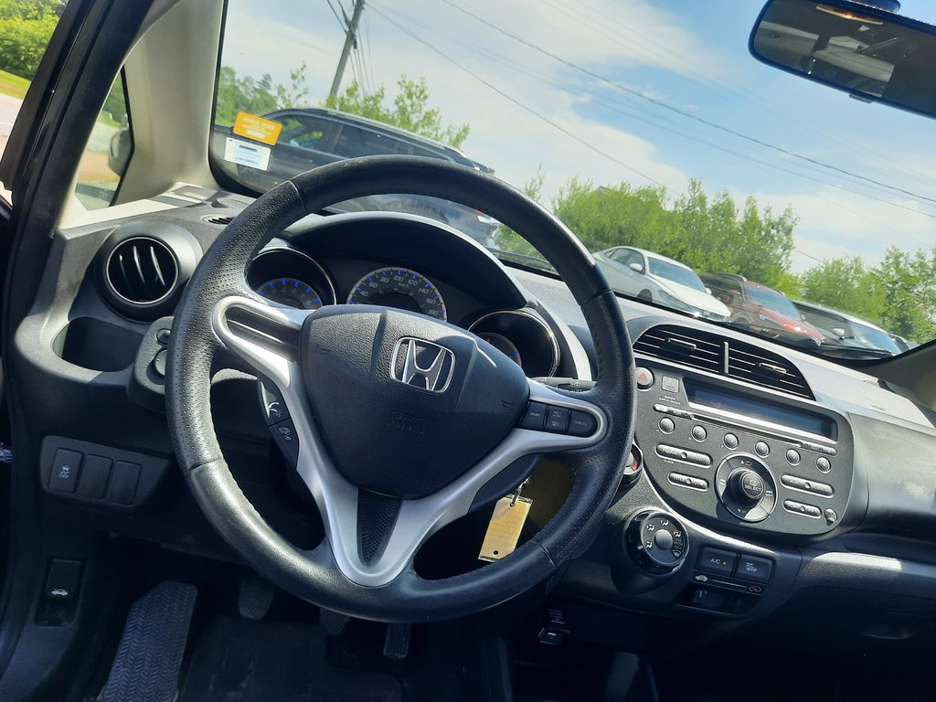 2013 Honda Fit Sport in Hebbville, Nova Scotia - 22 - w1024h768px