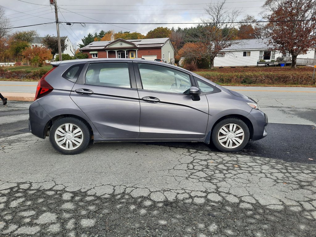 2015 Honda Fit LX in Hebbville, Nova Scotia - 4 - w1024h768px