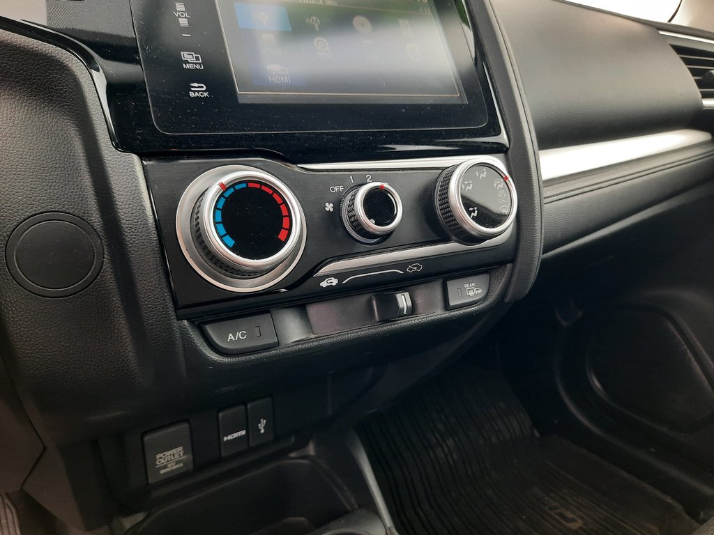 2015 Honda Fit LX in Hebbville, Nova Scotia - 14 - w1024h768px