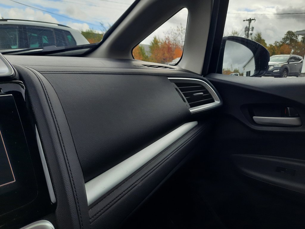 2015 Honda Fit LX in Hebbville, Nova Scotia - 17 - w1024h768px