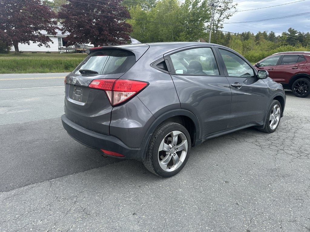 2018 Honda HR-V LX in Hebbville, Nova Scotia - 4 - w1024h768px