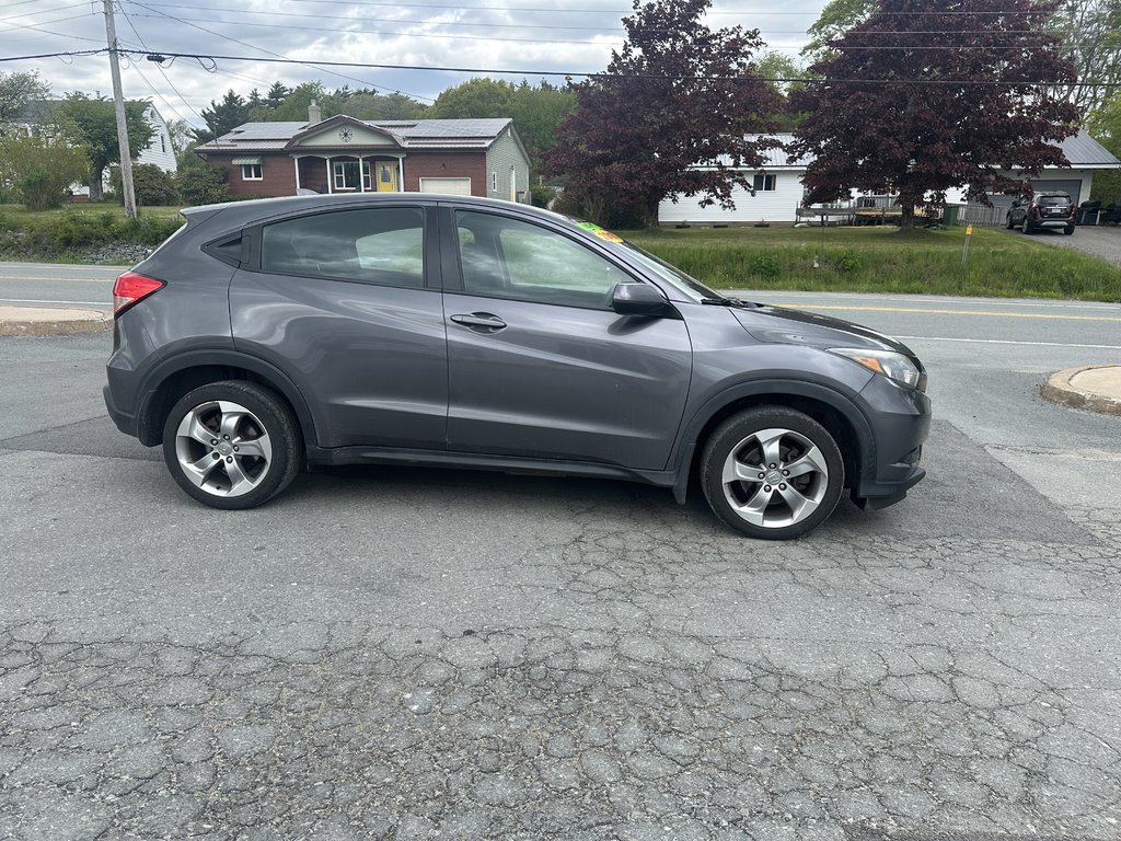 2018 Honda HR-V LX in Hebbville, Nova Scotia - 3 - w1024h768px