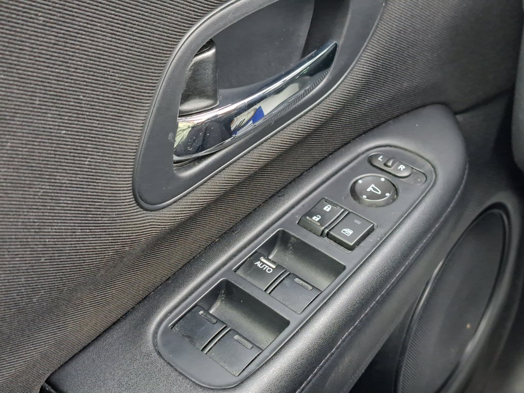 2018 Honda HR-V LX in Hebbville, Nova Scotia - 13 - w1024h768px