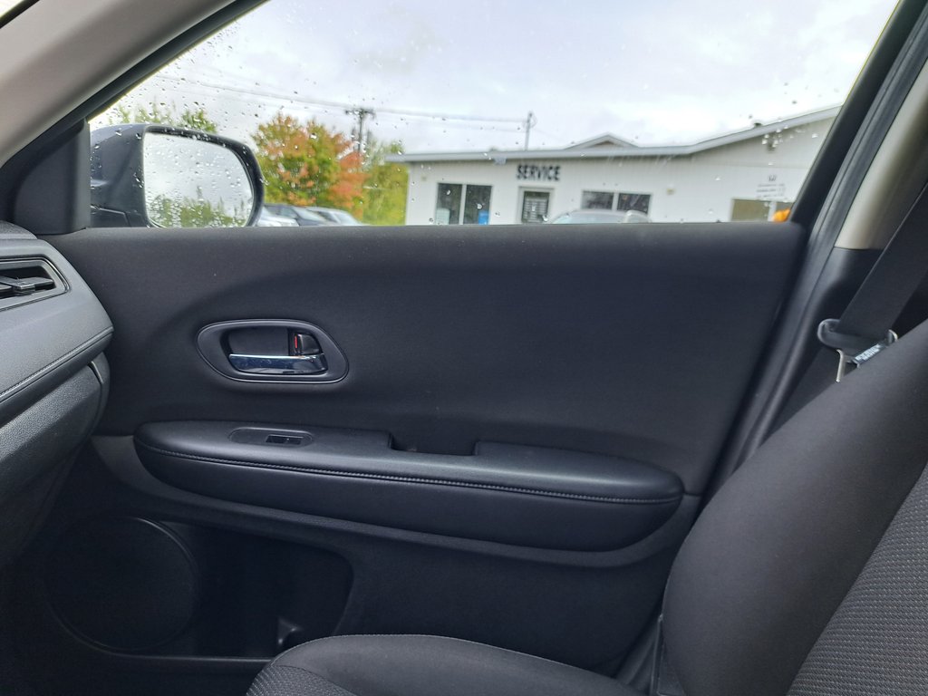 2018 Honda HR-V LX in Hebbville, Nova Scotia - 23 - w1024h768px