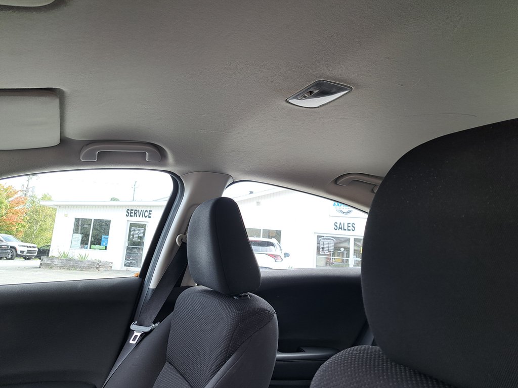2018 Honda HR-V LX in Hebbville, Nova Scotia - 4 - w1024h768px