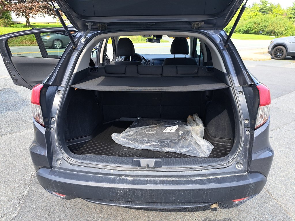 2021 Honda HR-V LX in Hebbville, Nova Scotia - 12 - w1024h768px