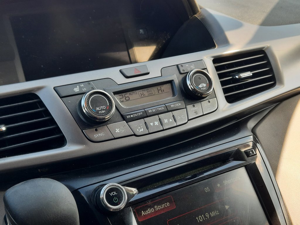 2016 Honda Odyssey EX in Hebbville, Nova Scotia - 17 - w1024h768px