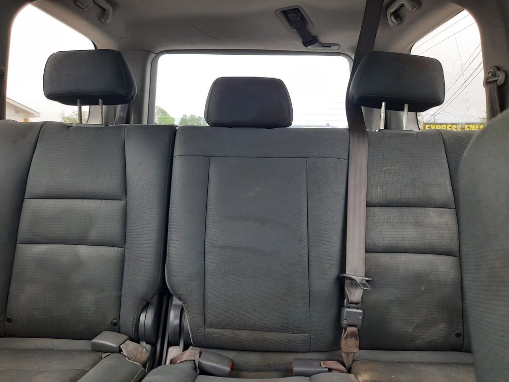 2008 Honda Pilot LX in Hebbville, Nova Scotia - 18 - w1024h768px
